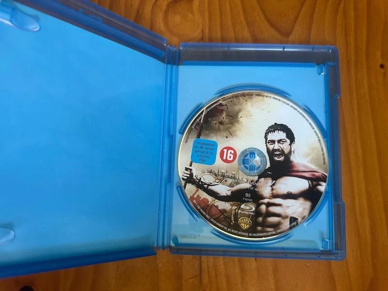 Blu-ray 300 – photo 2